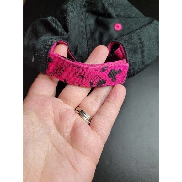 WALT DISNEY PARKS AUTHENTIC ORIGINAL MICKEY MOUSE BASEBALL CAP HAT BLINGE SOUVEN - Picture 2 of 5